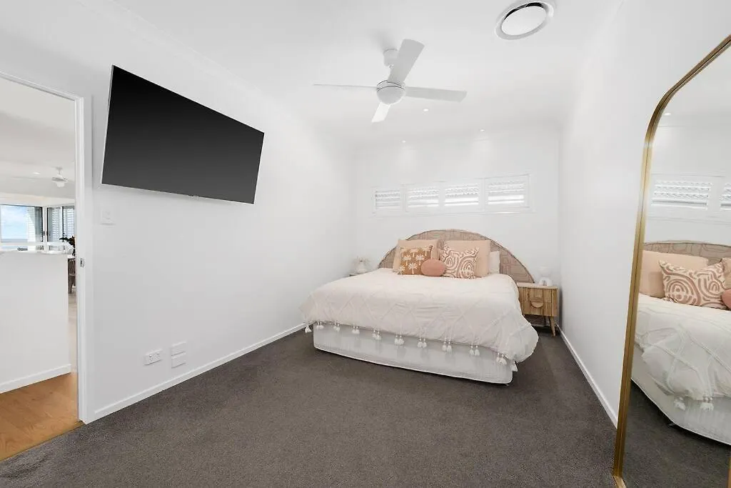 Sandbar Villa Gold Coast 0*,  Australia